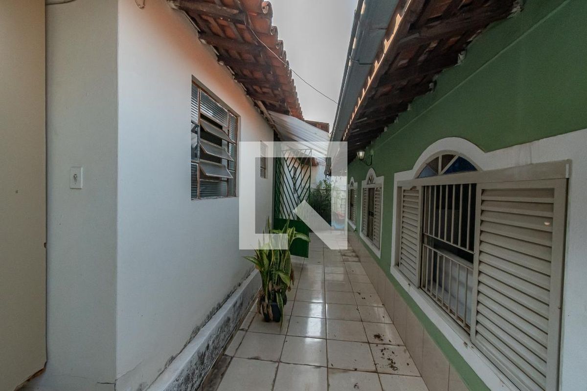 Casa à Venda - Jardim Flamboyant, 3 Quartos,  320 m2 em , Campinas - sp | SoloBR