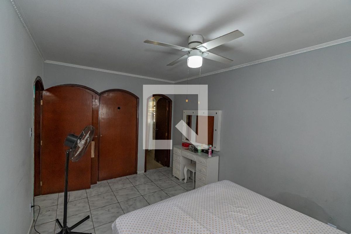 Casa à Venda - Jardim Flamboyant, 3 Quartos,  320 m2 em , Campinas - sp | SoloBR
