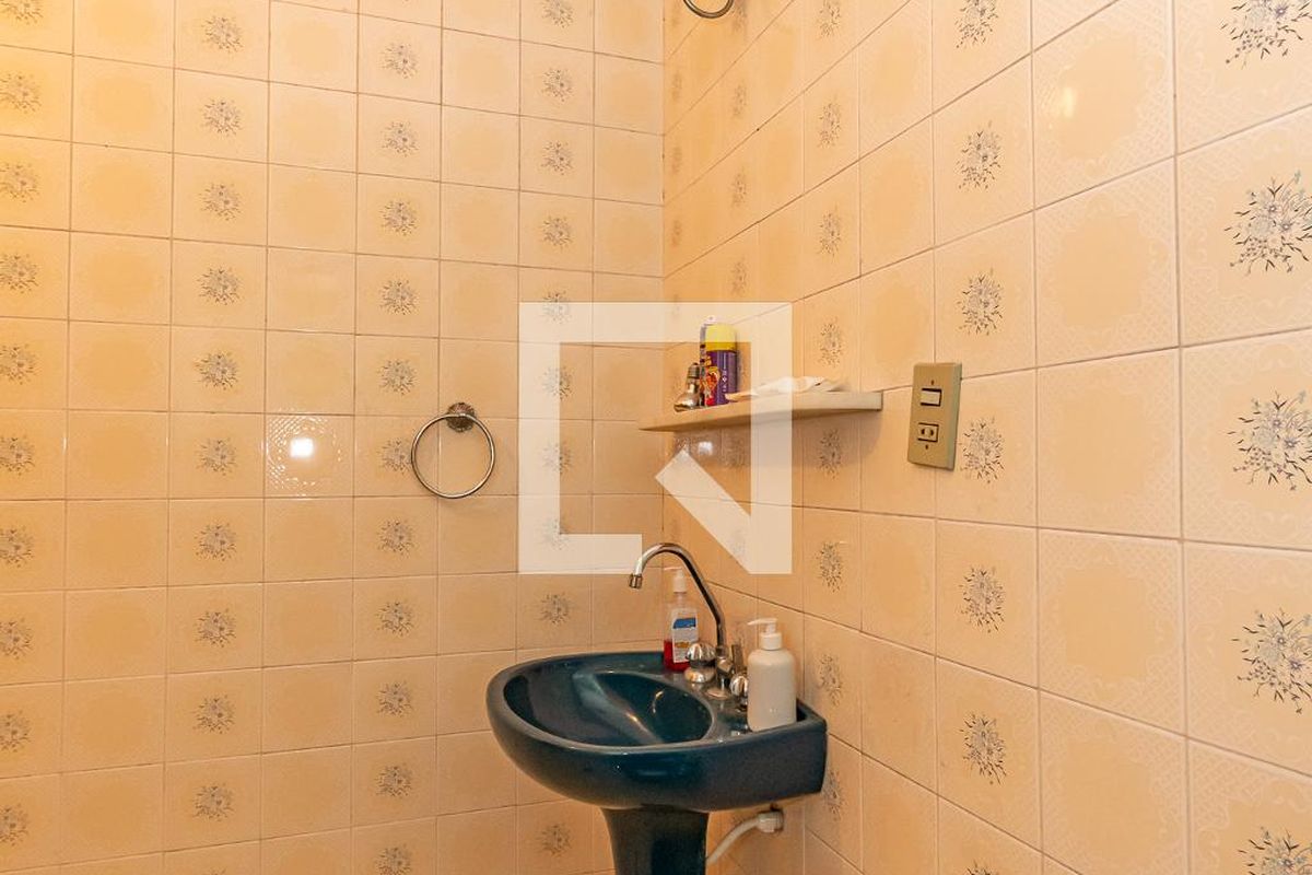 Casa à Venda - Jardim Flamboyant, 3 Quartos,  320 m2 em , Campinas - sp | SoloBR