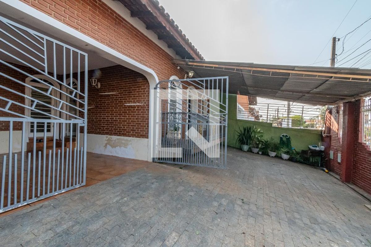 Casa à Venda - Jardim Flamboyant, 3 Quartos,  320 m2 em , Campinas - sp | SoloBR