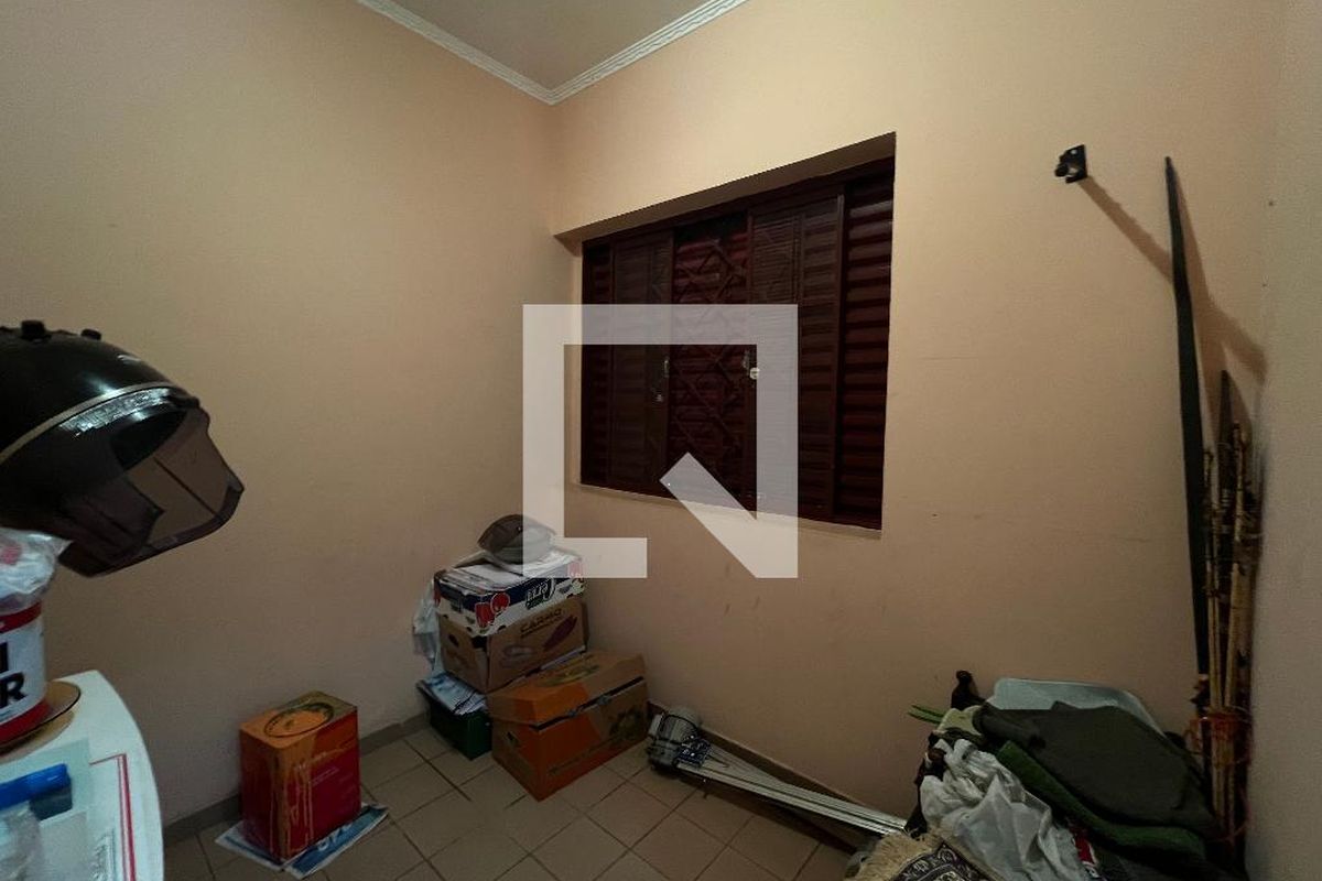 Casa à Venda - Jardim Chapadão, 4 Quartos,  270 m2 em , Campinas - sp | SoloBR