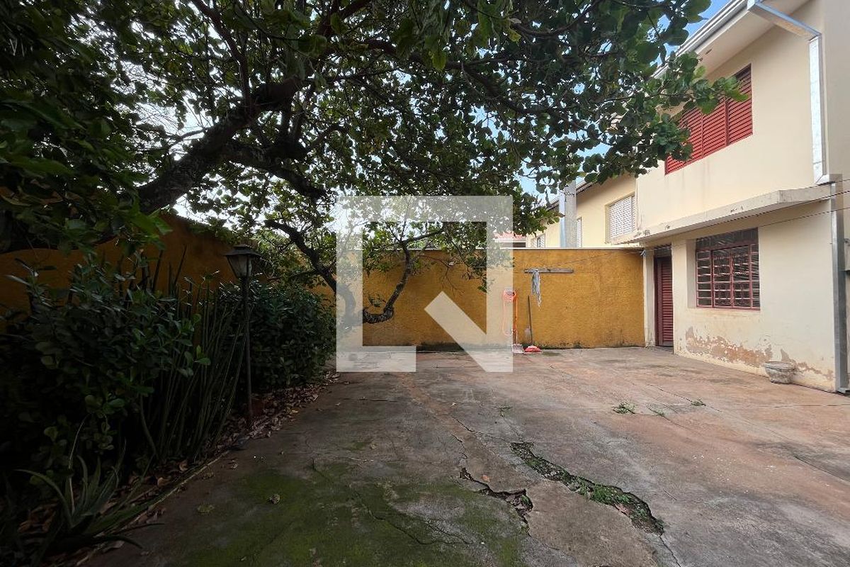 Casa à Venda - Jardim Chapadão, 4 Quartos,  270 m2 em , Campinas - sp | SoloBR