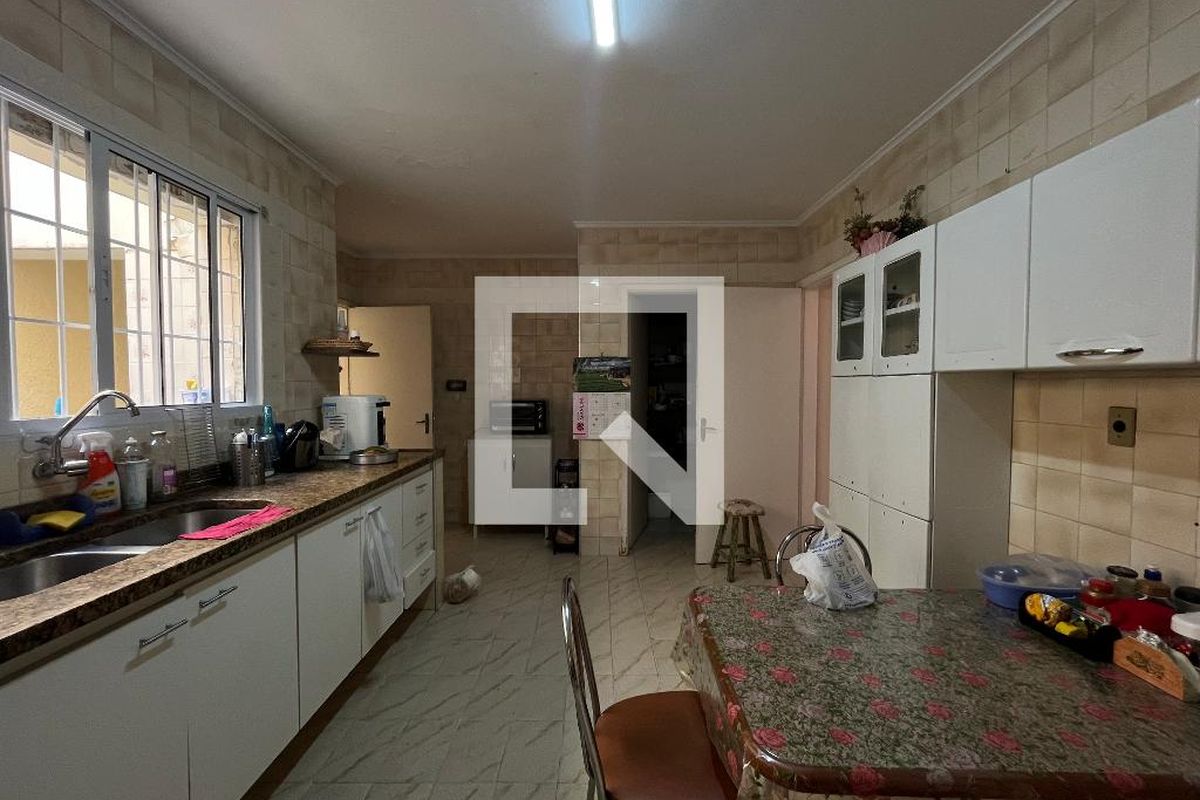 Casa à Venda - Jardim Chapadão, 4 Quartos,  270 m2 em , Campinas - sp | SoloBR