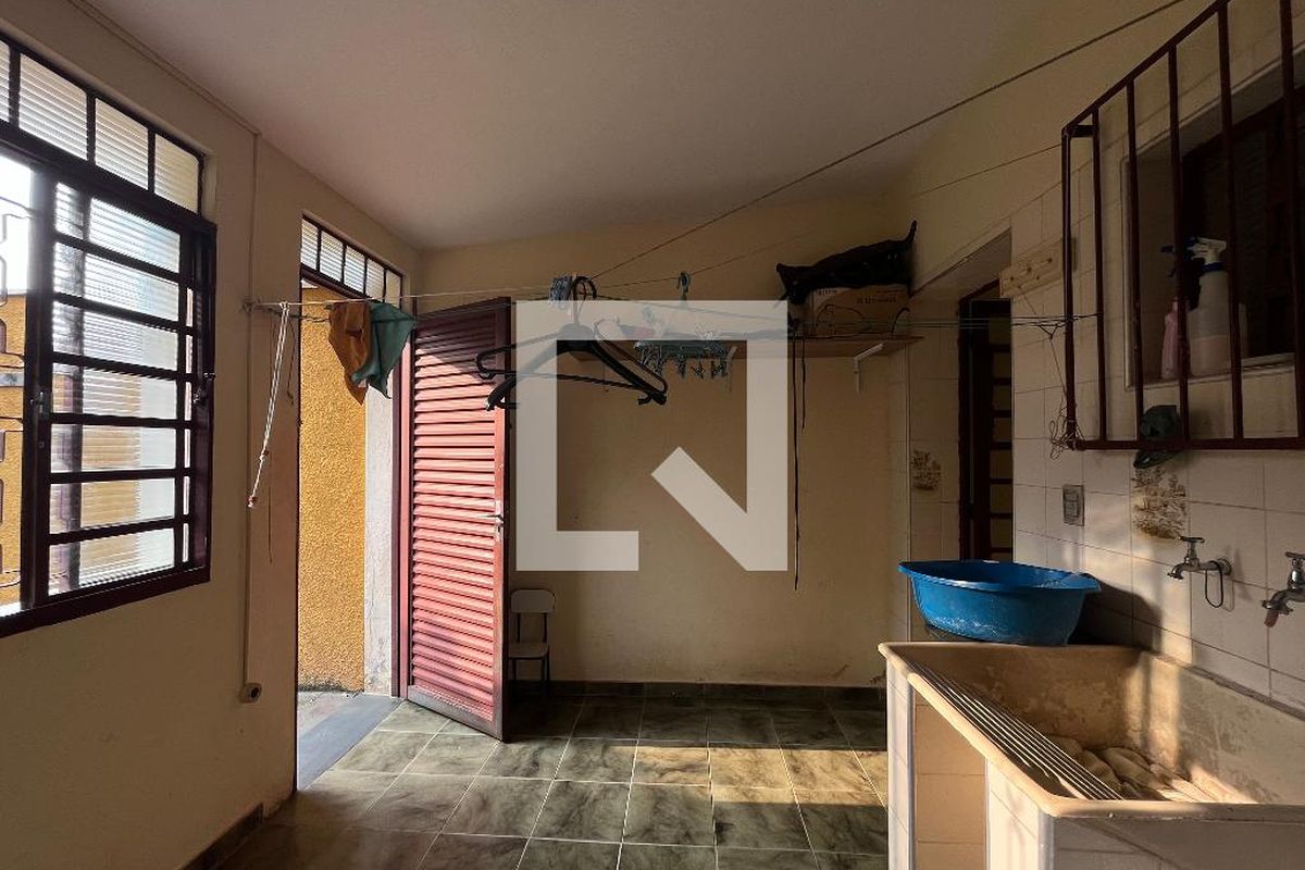 Casa à Venda - Jardim Chapadão, 4 Quartos,  270 m2 em , Campinas - sp | SoloBR