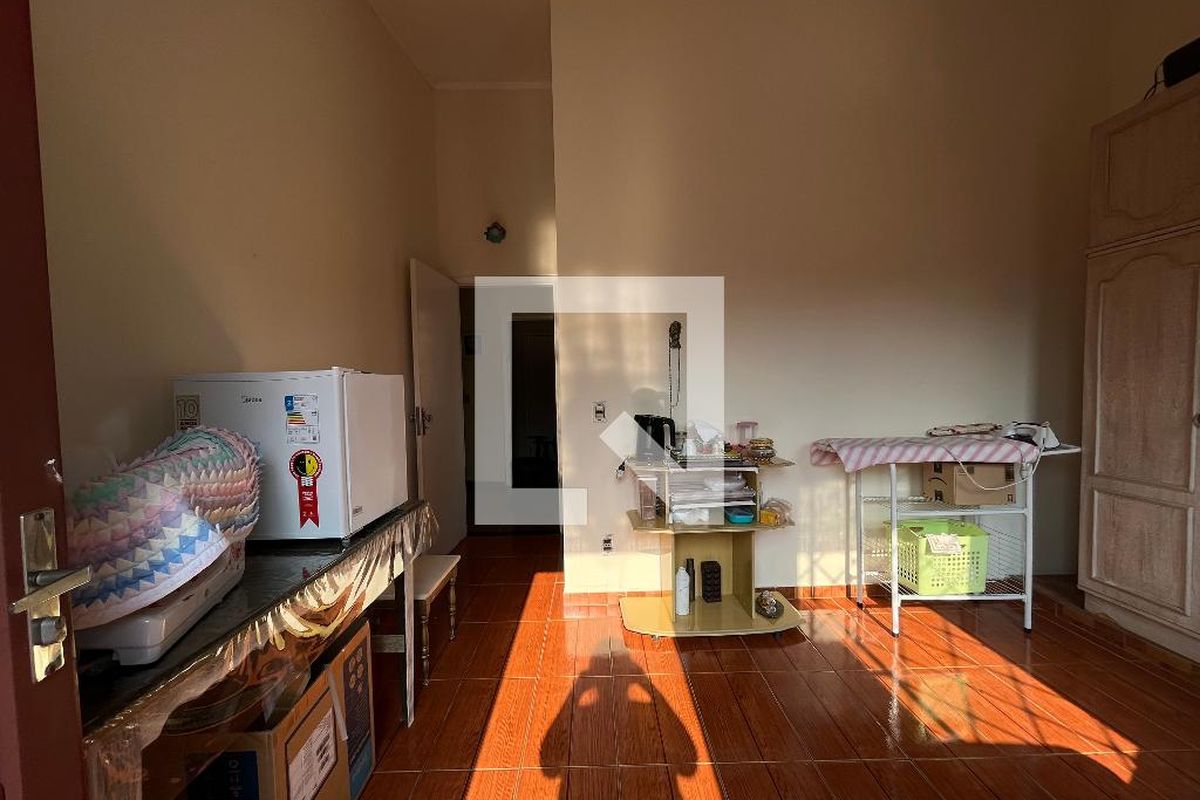 Casa à Venda - Jardim Chapadão, 4 Quartos,  270 m2 em , Campinas - sp | SoloBR