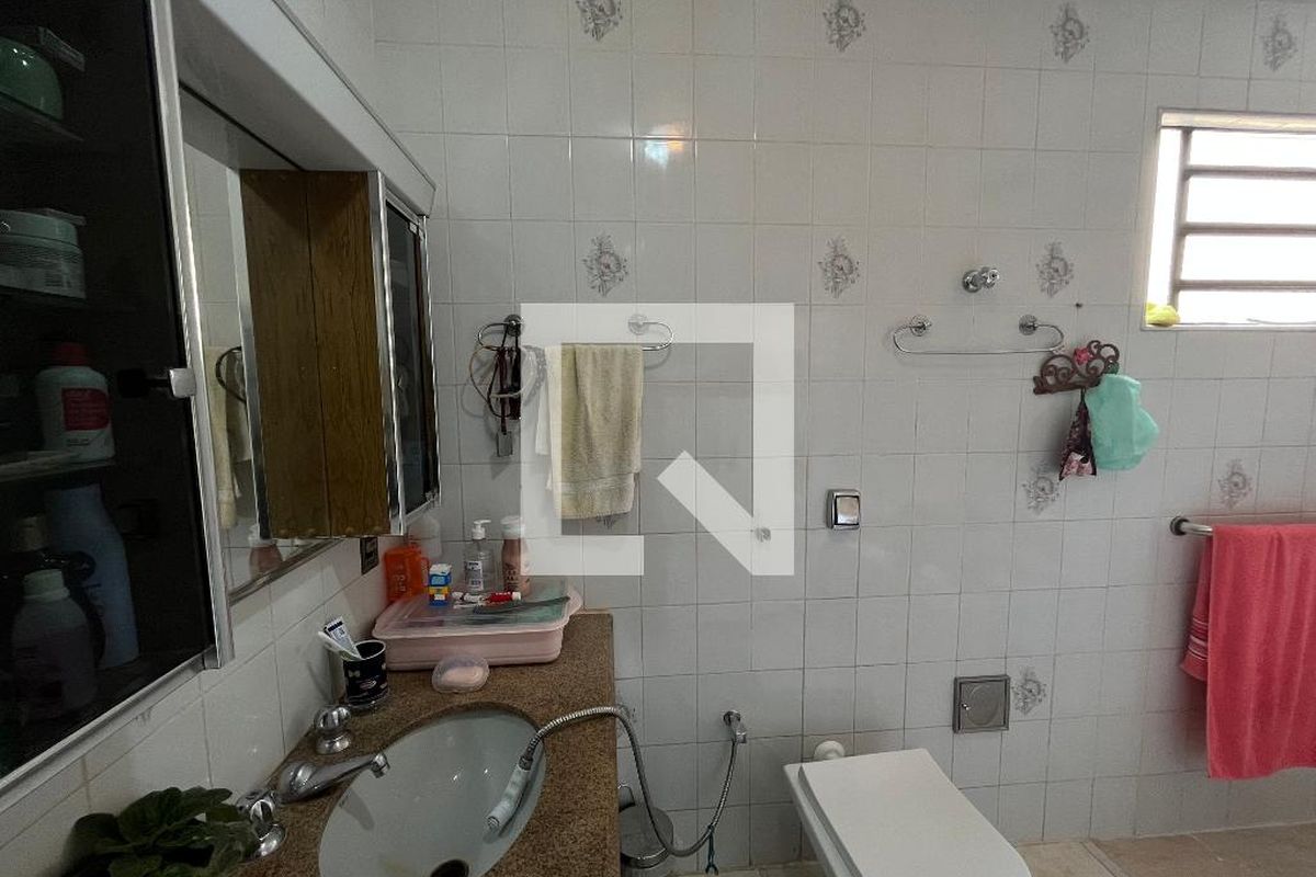 Casa à Venda - Jardim Chapadão, 4 Quartos,  270 m2 em , Campinas - sp | SoloBR