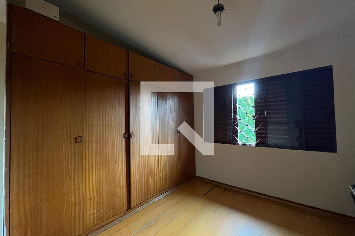 Casa à Venda - Jardim Chapadão, 4 Quartos,  270 m2 em , Campinas - sp | SoloBR