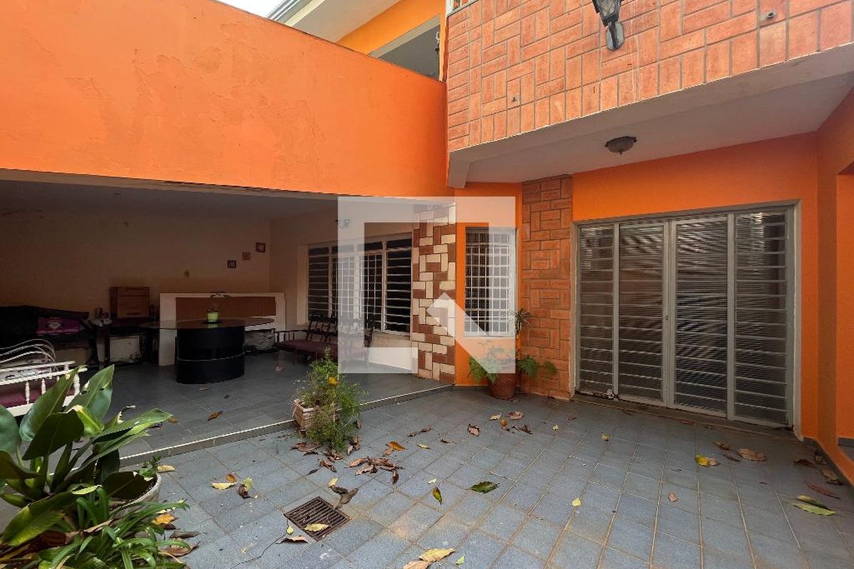 Casa à Venda - Jardim Chapadão, 4 Quartos,  270 m2 em , Campinas - sp | SoloBR