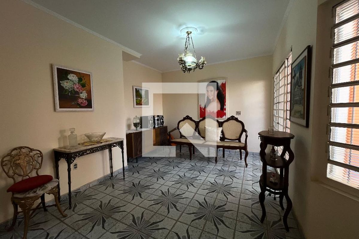 Casa à Venda - Jardim Chapadão, 4 Quartos,  270 m2 em , Campinas - sp | SoloBR