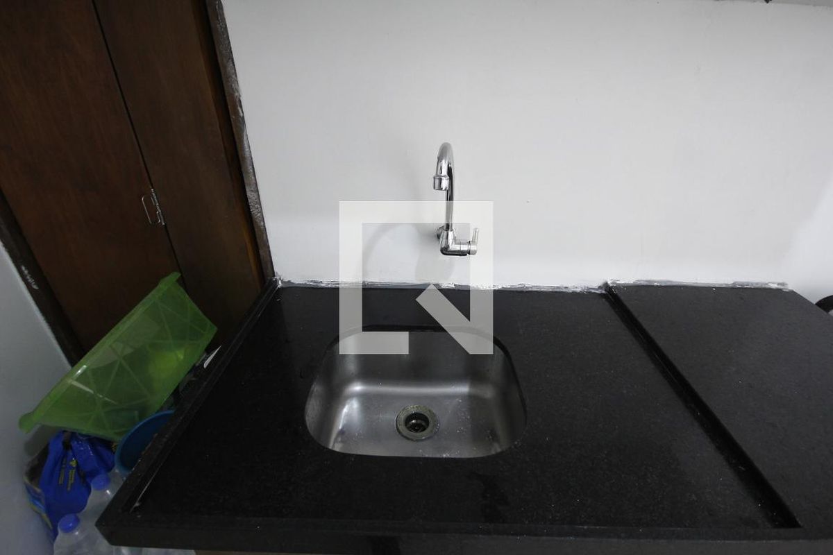 Casa, 1 quarto, 65 m² - Foto 38