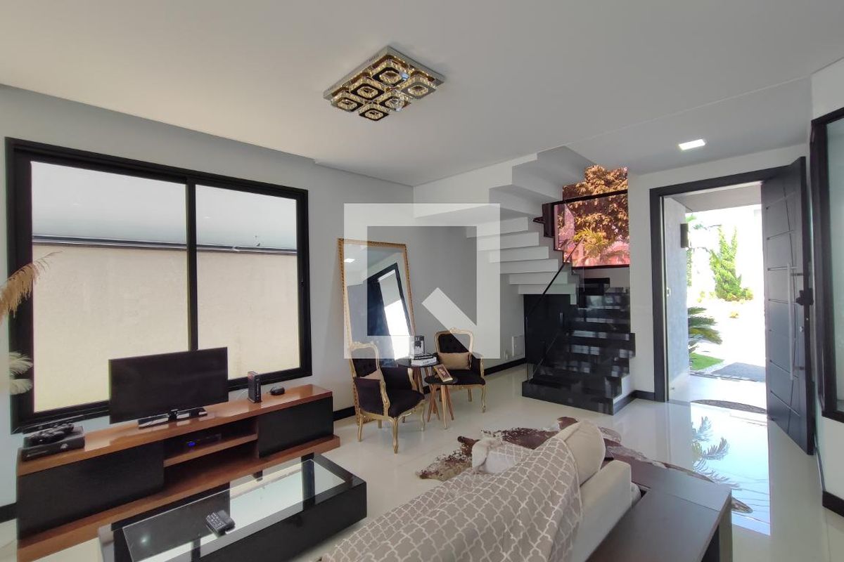 Casa à Venda - Swiss Park, 3 Quartos,  250 m2 em , Campinas - sp | SoloBR