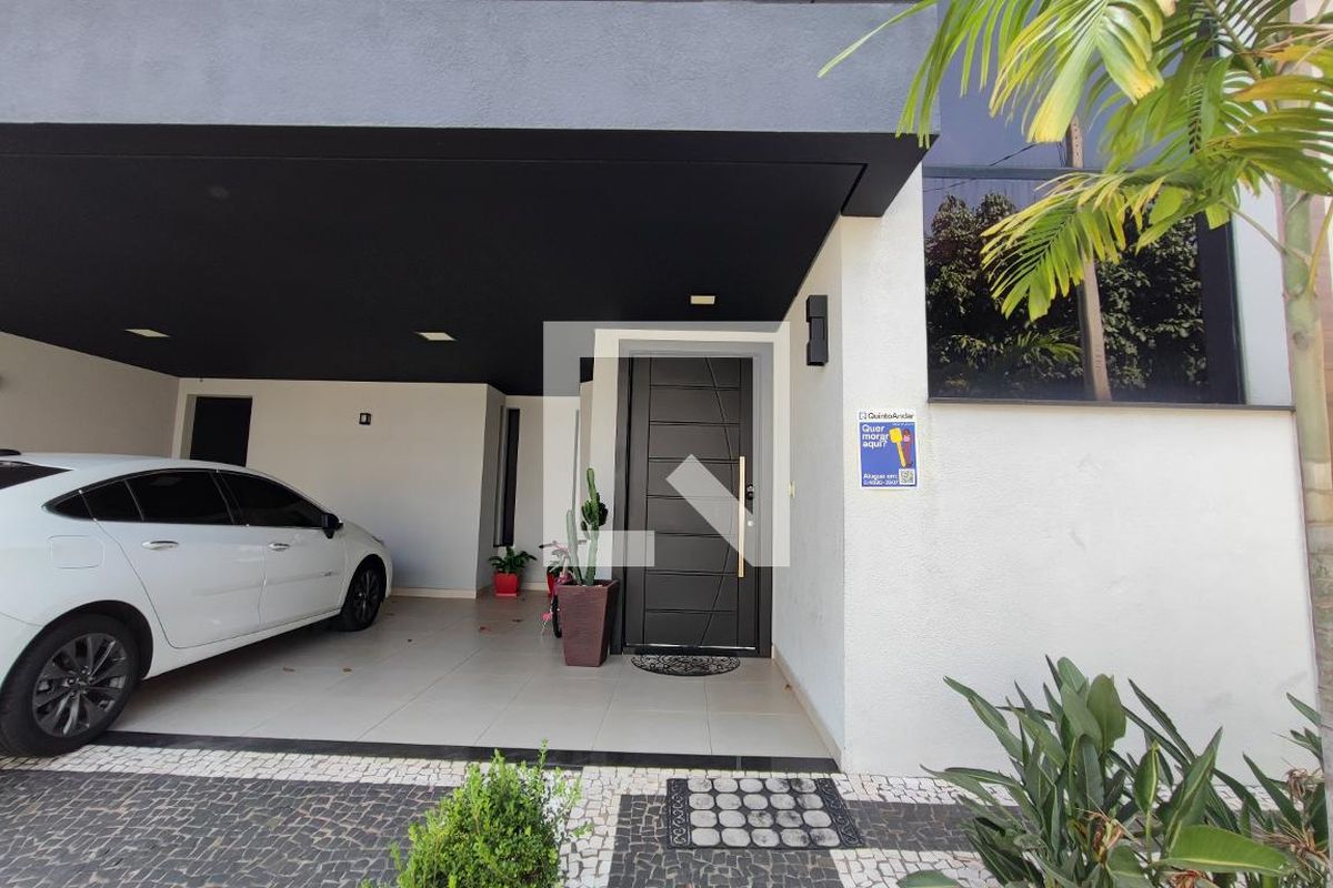 Casa à Venda - Swiss Park, 3 Quartos,  250 m2 em , Campinas - sp | SoloBR