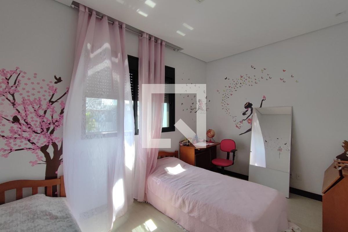 Casa à Venda - Swiss Park, 3 Quartos,  250 m2 em , Campinas - sp | SoloBR