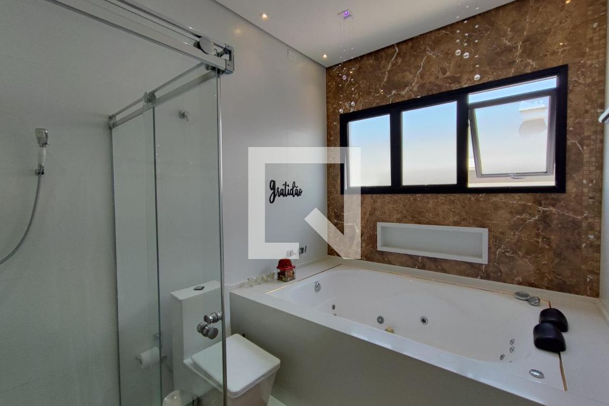Casa à Venda - Swiss Park, 3 Quartos,  250 m2 em , Campinas - sp | SoloBR