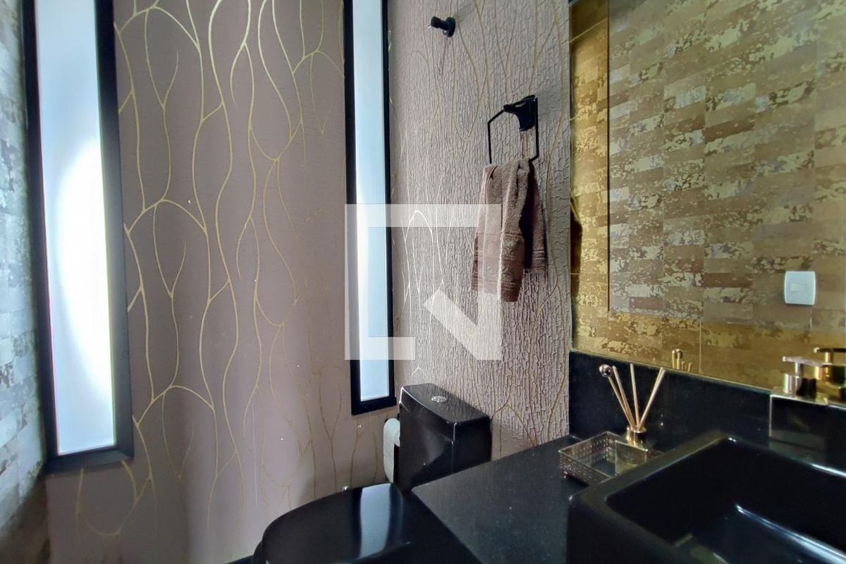 Casa à Venda - Swiss Park, 3 Quartos,  250 m2 em , Campinas - sp | SoloBR