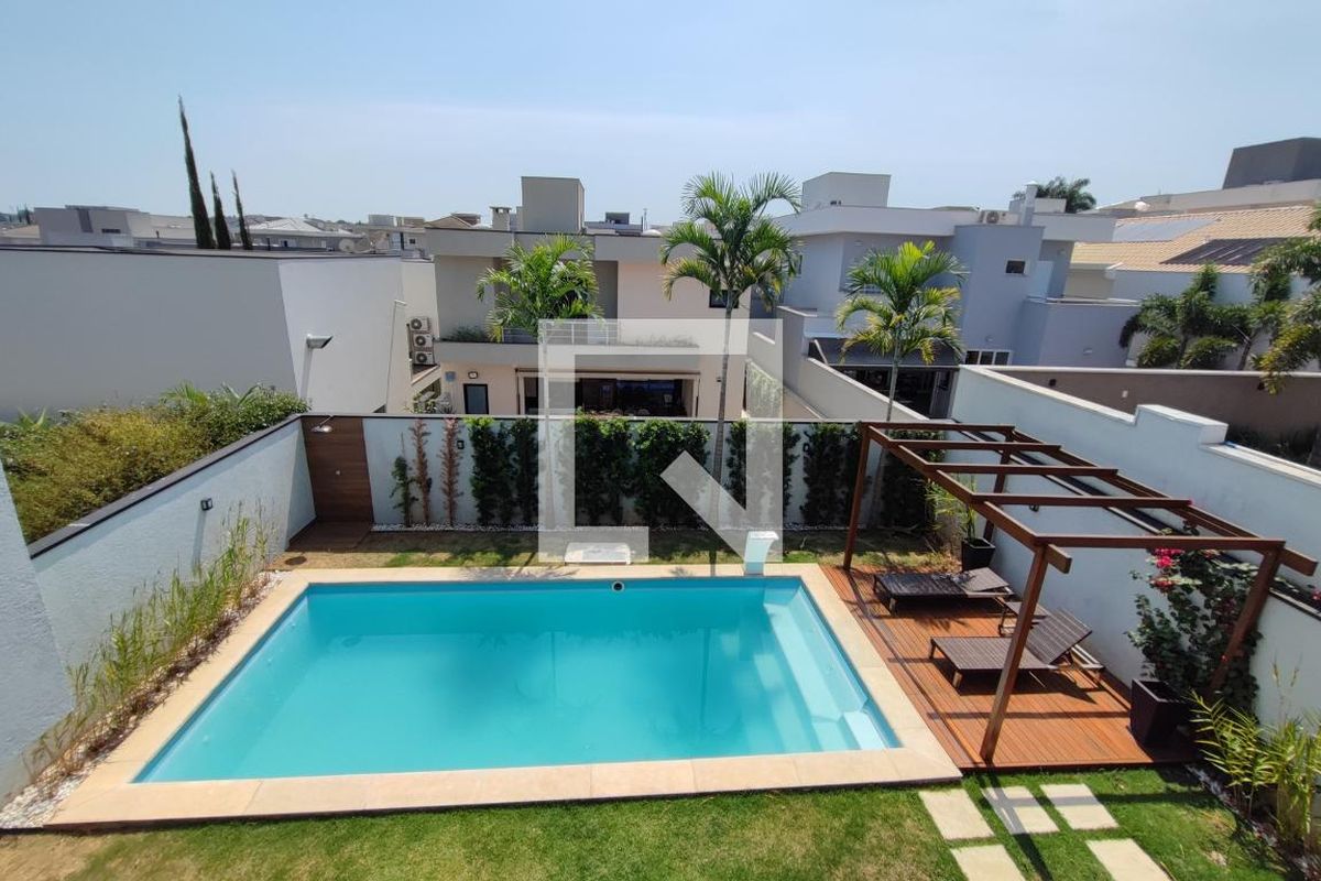 Casa à Venda - Swiss Park, 3 Quartos,  250 m2 em , Campinas - sp | SoloBR