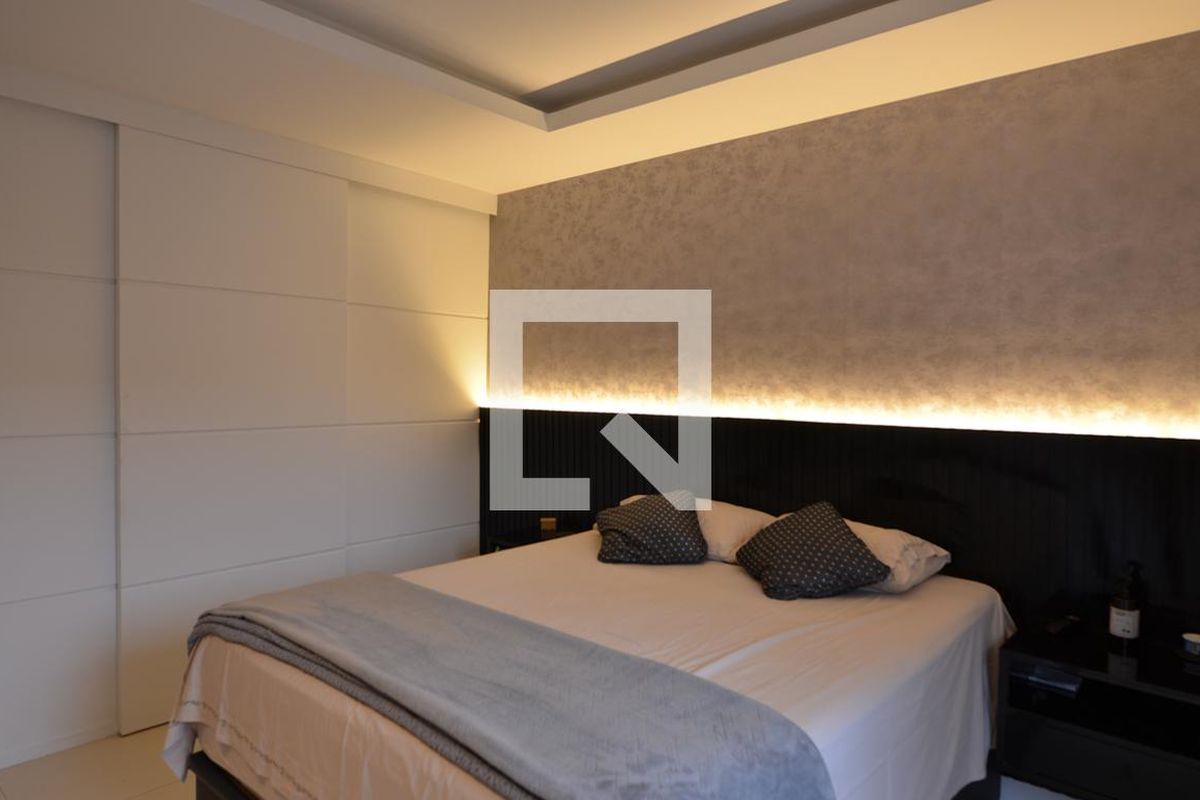 Casa, 3 quartos, 192 m² - Foto 30