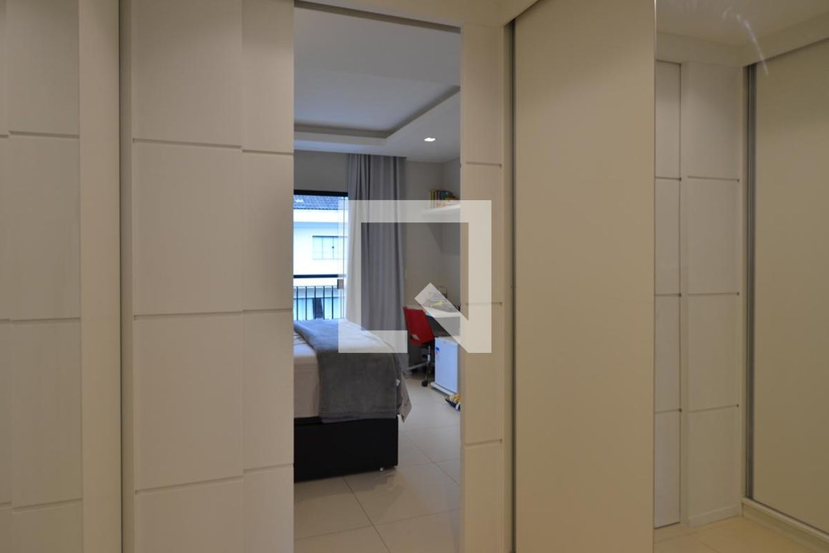 Casa, 3 quartos, 192 m² - Foto 44