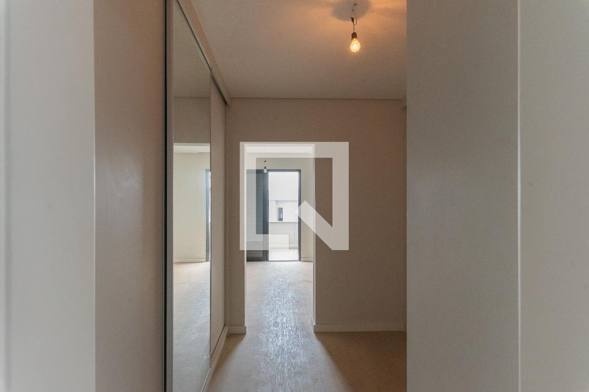 Casa à Venda - Swiss Park, 3 Quartos,  264 m2 em , Campinas - sp | SoloBR