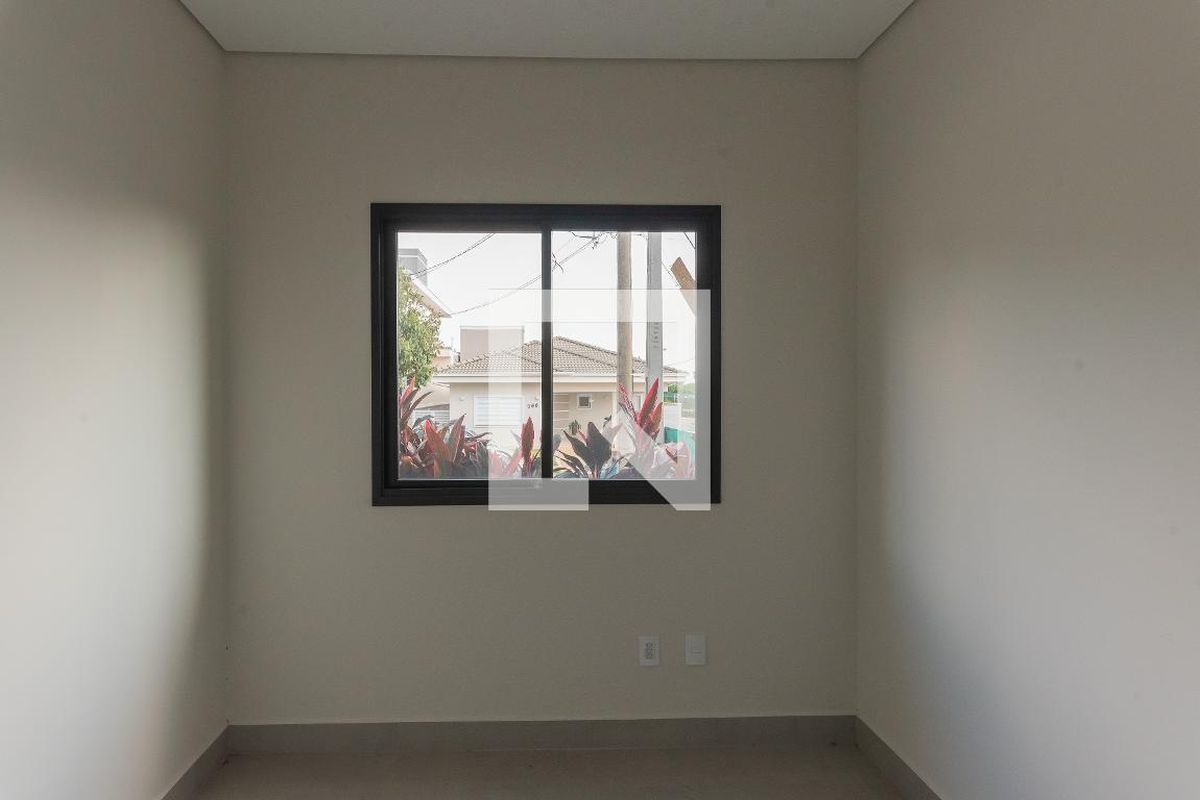 Casa à Venda - Swiss Park, 3 Quartos,  264 m2 em , Campinas - sp | SoloBR