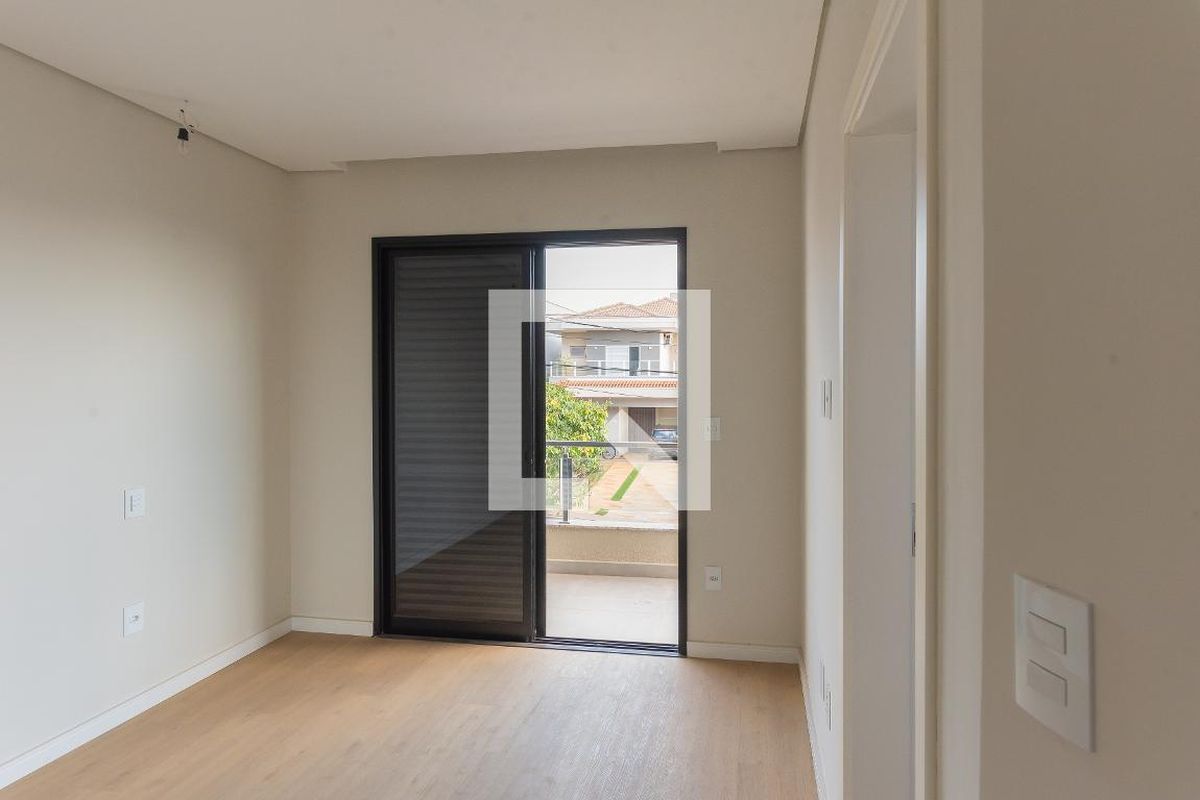 Casa à Venda - Swiss Park, 3 Quartos,  264 m2 em , Campinas - sp | SoloBR
