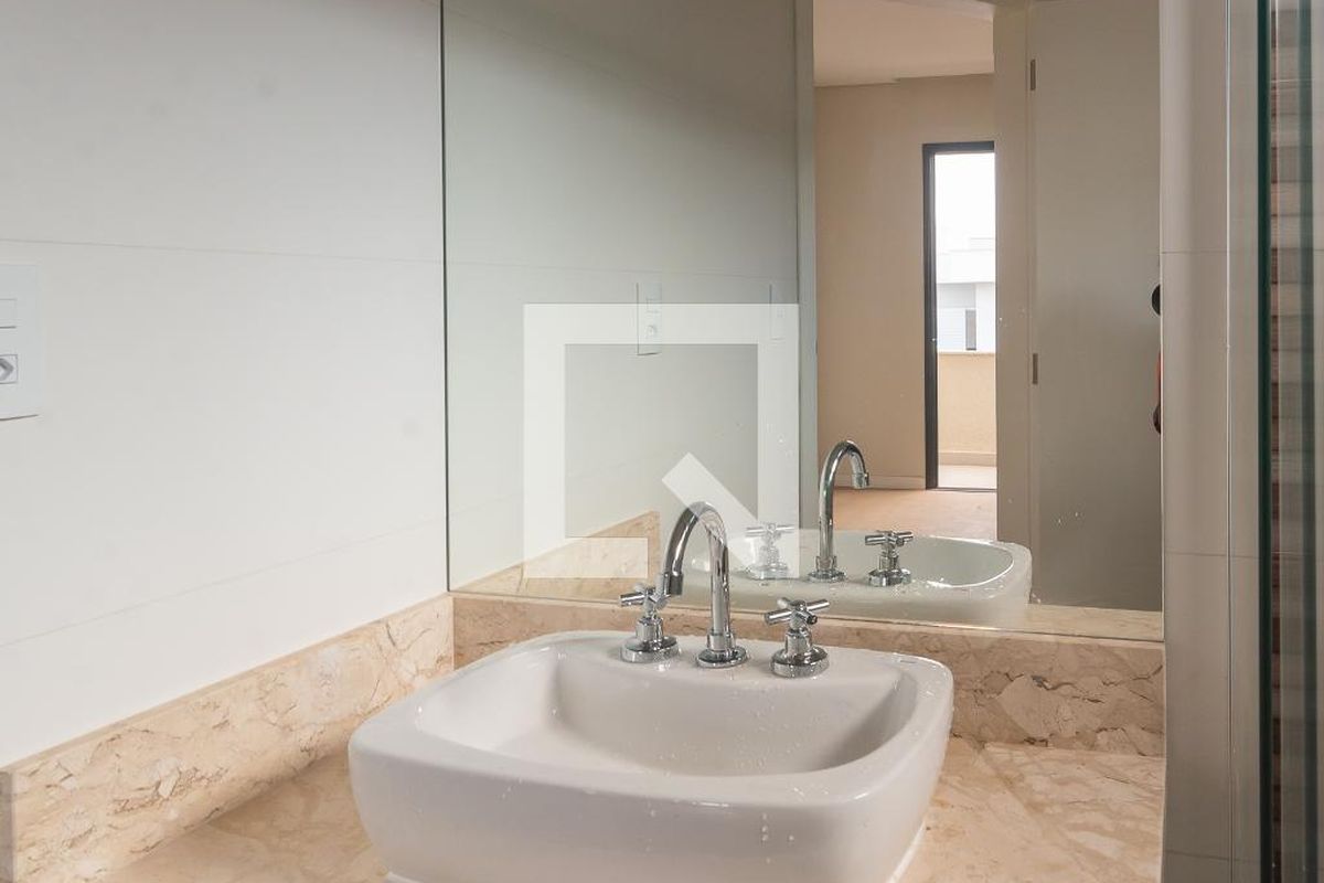 Casa à Venda - Swiss Park, 3 Quartos,  264 m2 em , Campinas - sp | SoloBR