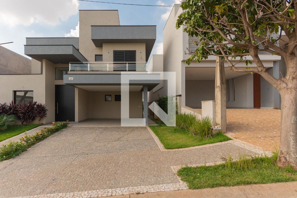 Casa à Venda - Swiss Park, 3 Quartos,  264 m2 em , Campinas - sp | SoloBR
