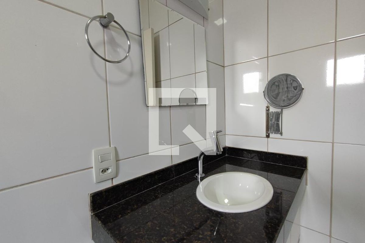 Casa à Venda - Swiss Park, 3 Quartos,  188 m2 em , Campinas - sp | SoloBR