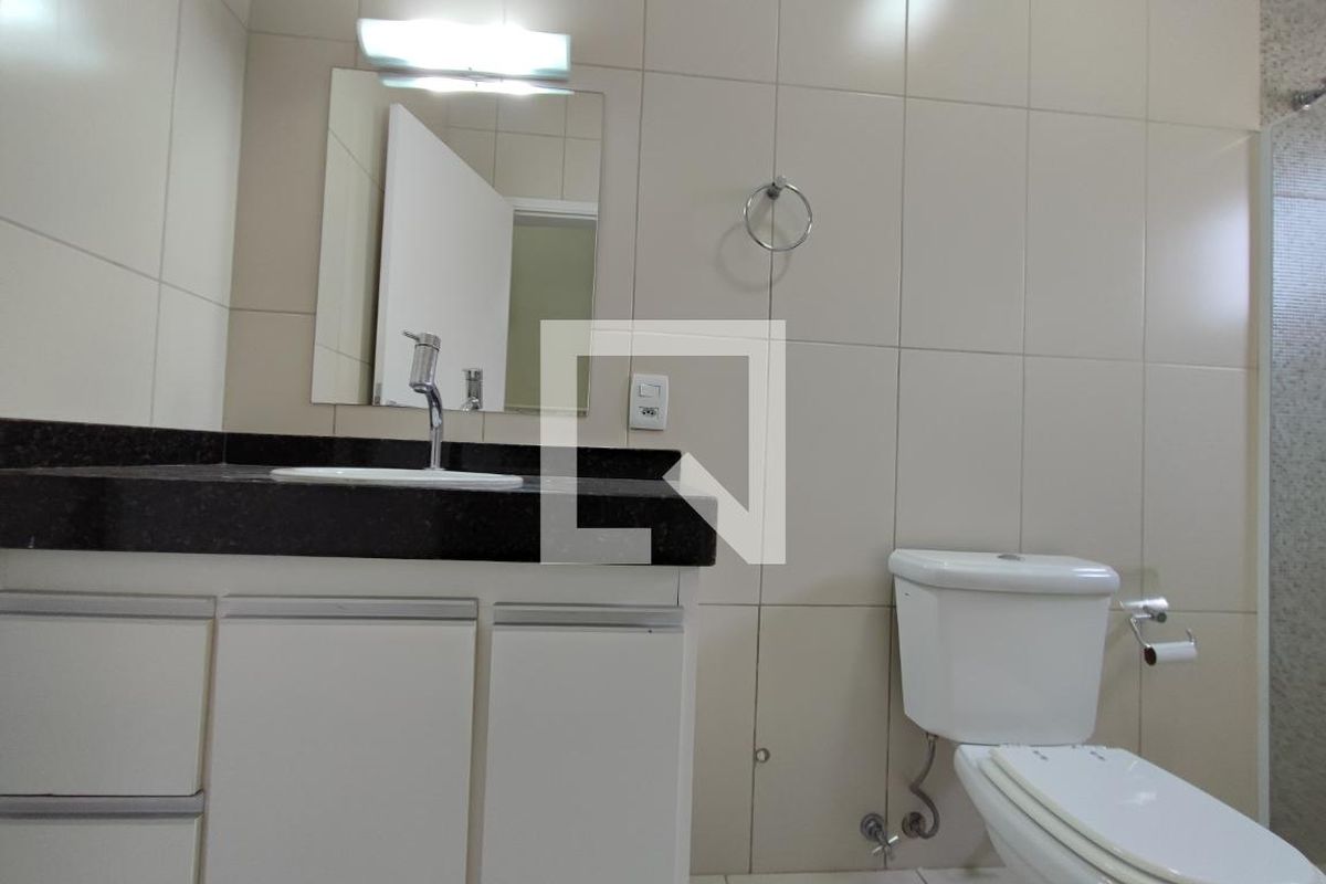 Casa à Venda - Swiss Park, 3 Quartos,  188 m2 em , Campinas - sp | SoloBR