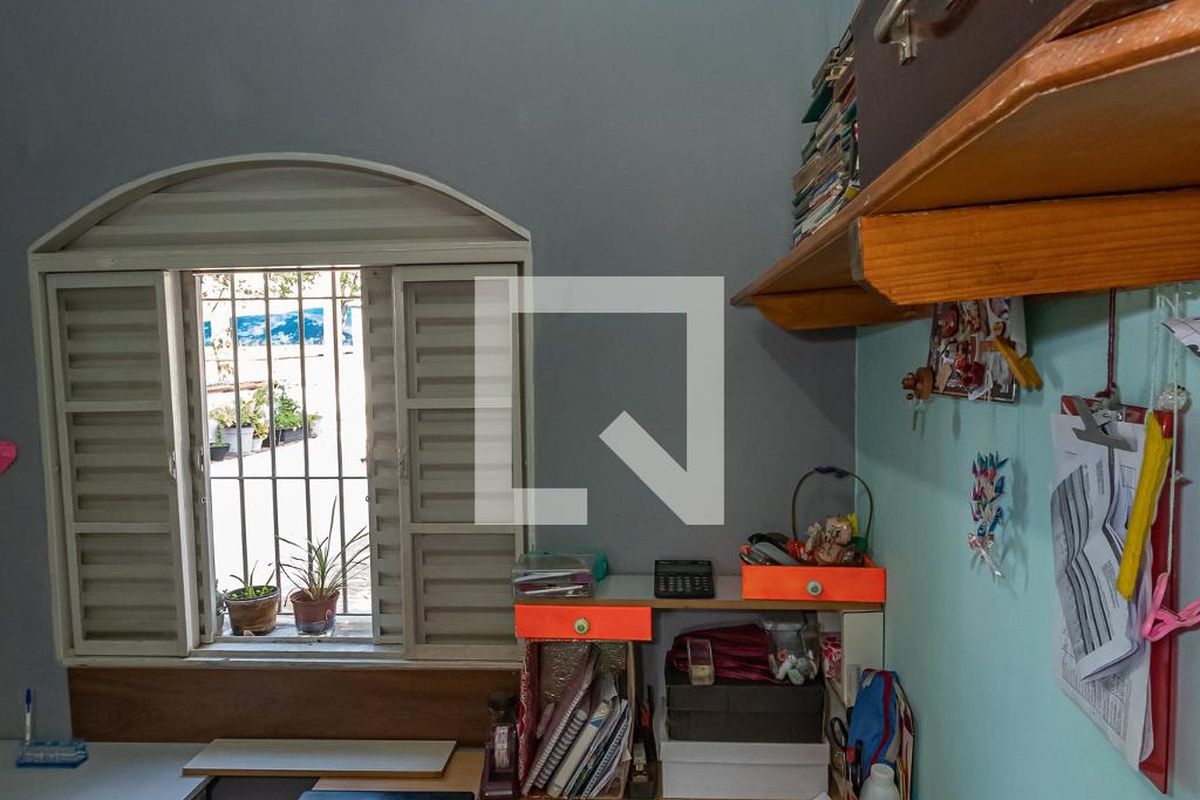 Casa à Venda - Taquaral, 2 Quartos,  164 m2 em , Campinas - sp | SoloBR