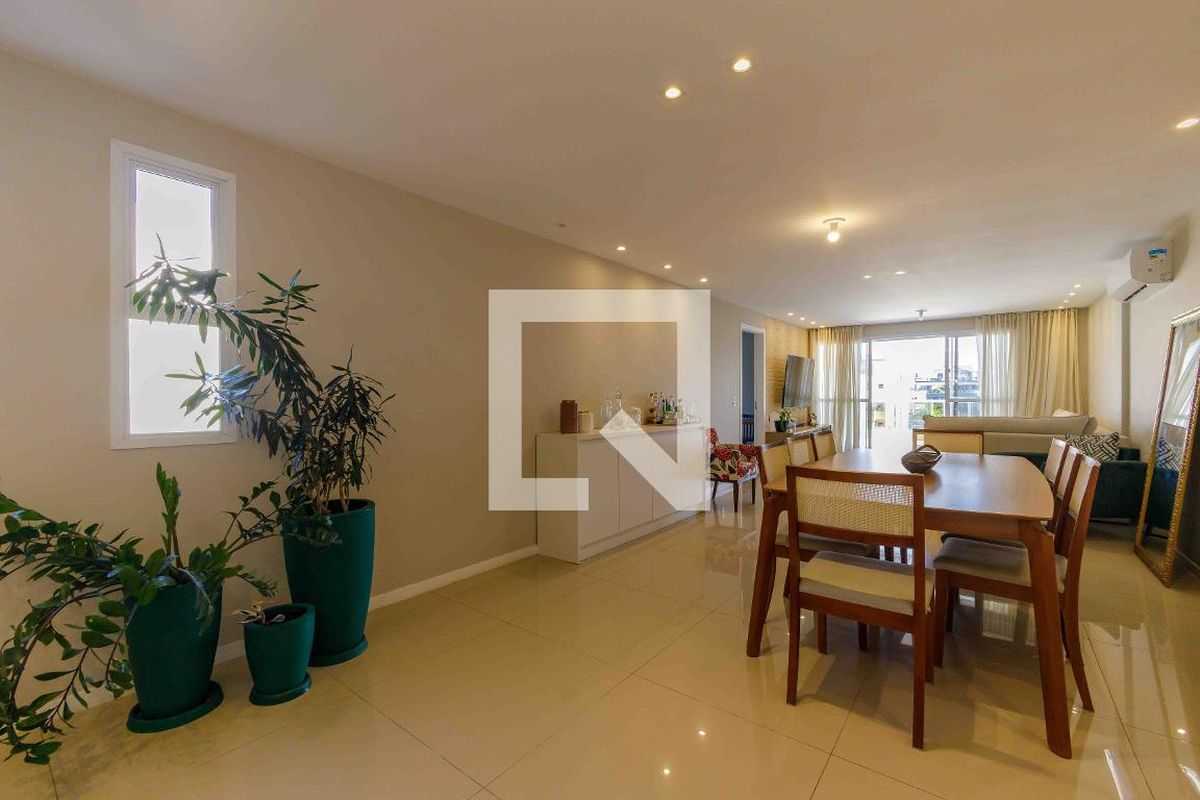 Cobertura, 3 quartos, 264 m² - Foto 2