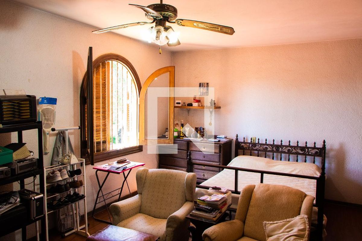 Casa à Venda - Vila Brandina, 4 Quartos,  1243 m2 em , Campinas - sp | SoloBR