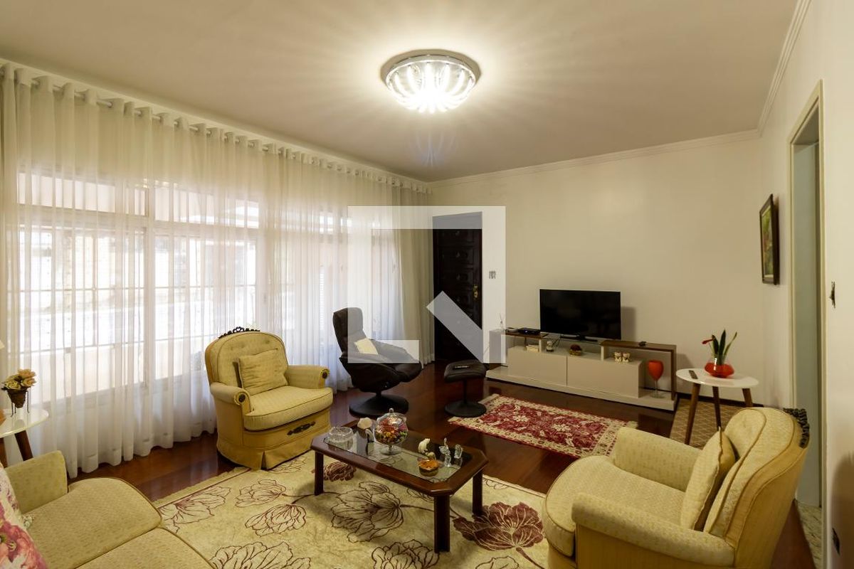 Casa, 3 quartos, 270 m² - Foto 2
