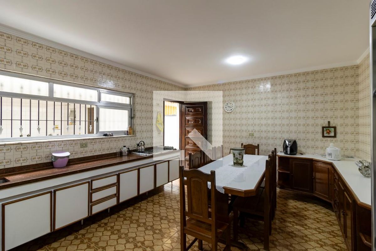 Casa, 3 quartos, 270 m² - Foto 78