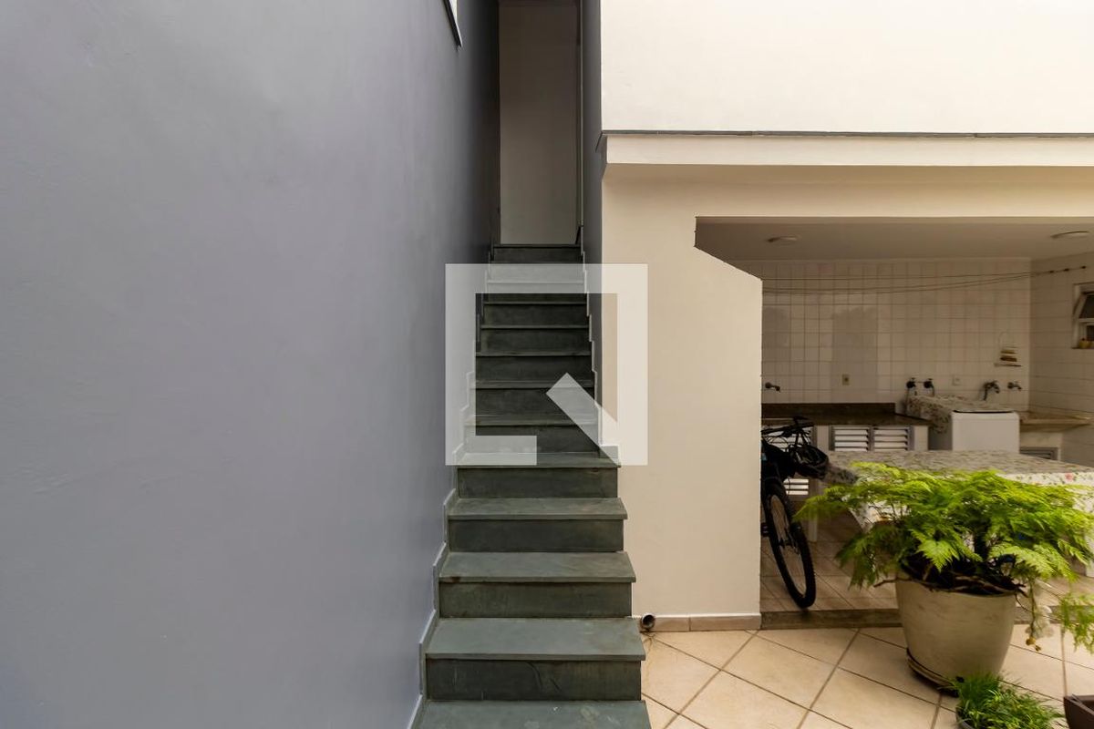 Casa, 3 quartos, 270 m² - Foto 127