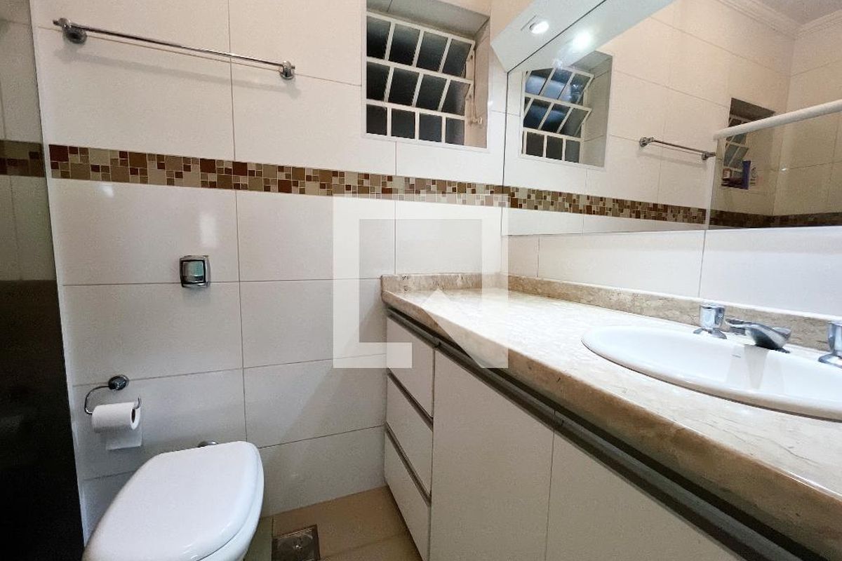 Casa à Venda - Jardim Chapadão, 4 Quartos,  193 m2 em , Campinas - sp | SoloBR