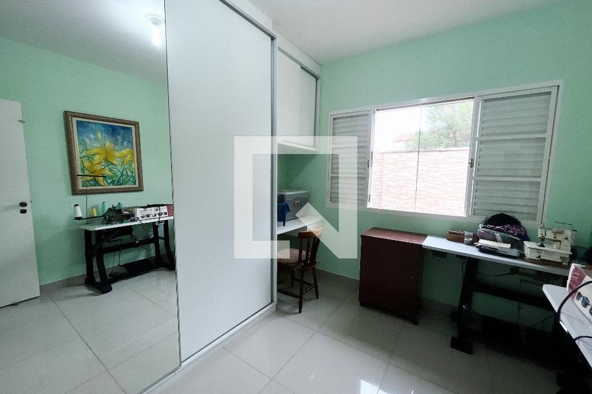 Casa à Venda - Jardim Chapadão, 4 Quartos,  193 m2 em , Campinas - sp | SoloBR