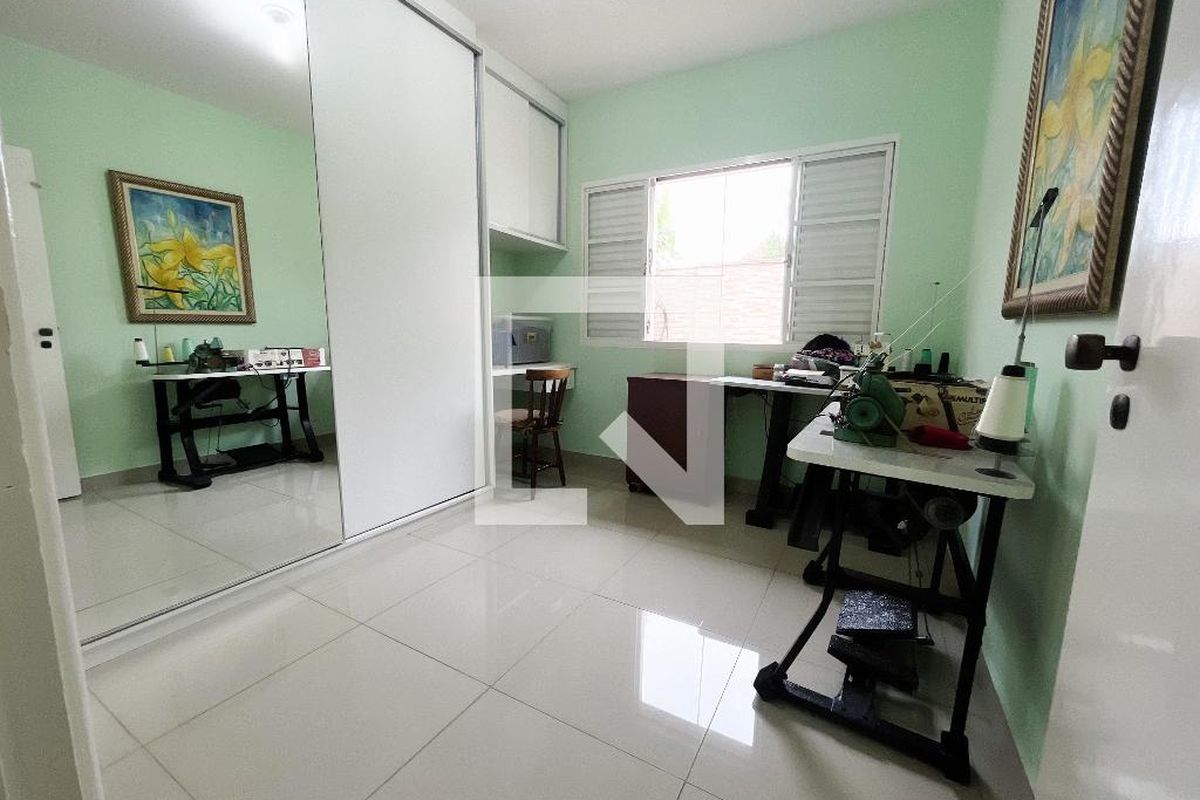 Casa à Venda - Jardim Chapadão, 4 Quartos,  193 m2 em , Campinas - sp | SoloBR