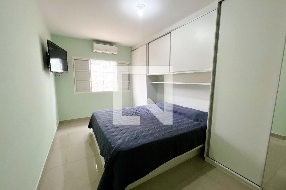 Casa à Venda - Jardim Chapadão, 4 Quartos,  193 m2 em , Campinas - sp | SoloBR