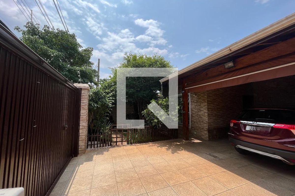 Casa à Venda - Jardim Chapadão, 4 Quartos,  193 m2 em , Campinas - sp | SoloBR