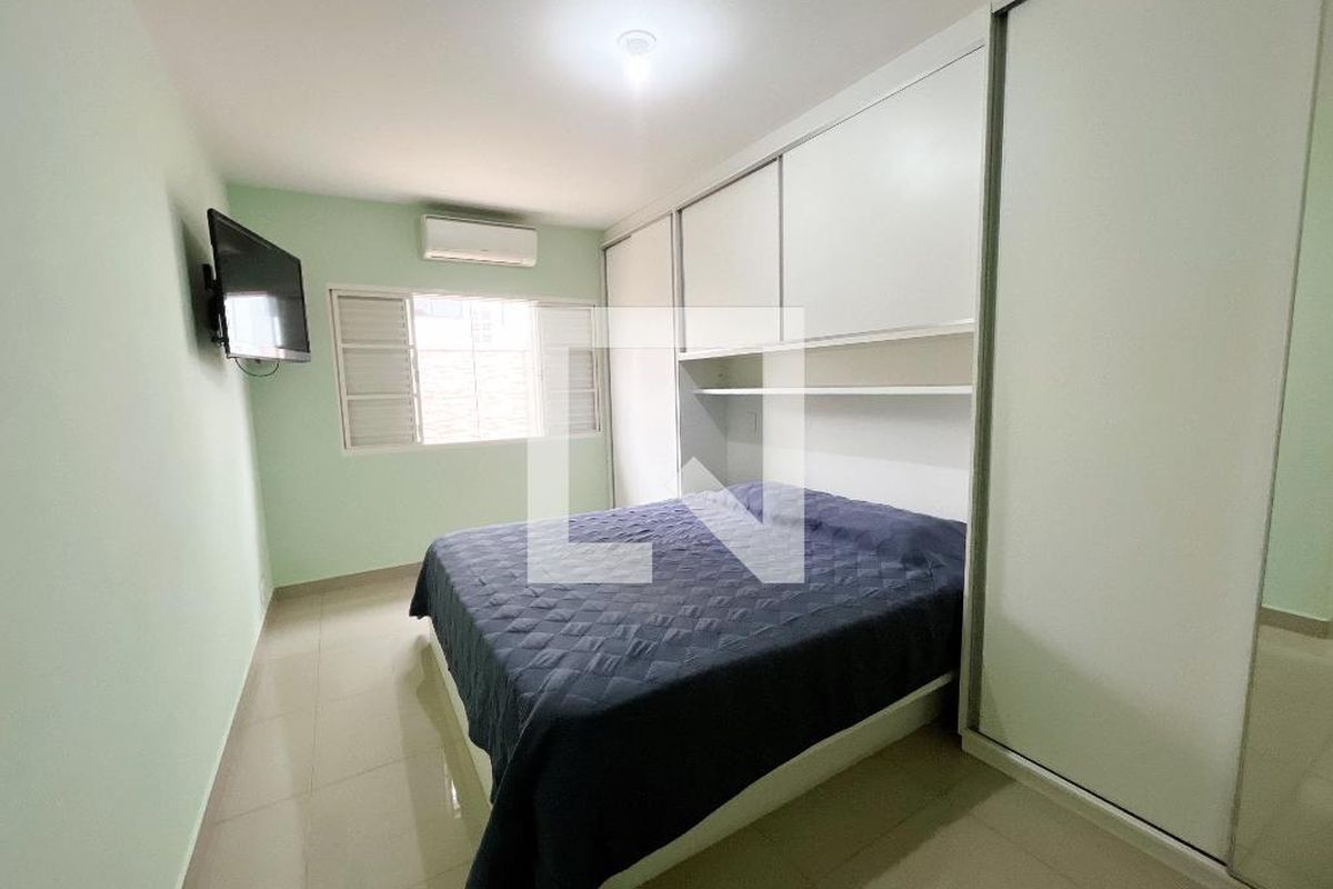 Casa à Venda - Jardim Chapadão, 4 Quartos,  193 m2 em , Campinas - sp | SoloBR
