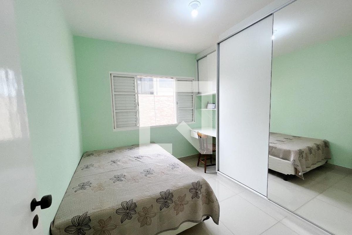Casa à Venda - Jardim Chapadão, 4 Quartos,  193 m2 em , Campinas - sp | SoloBR