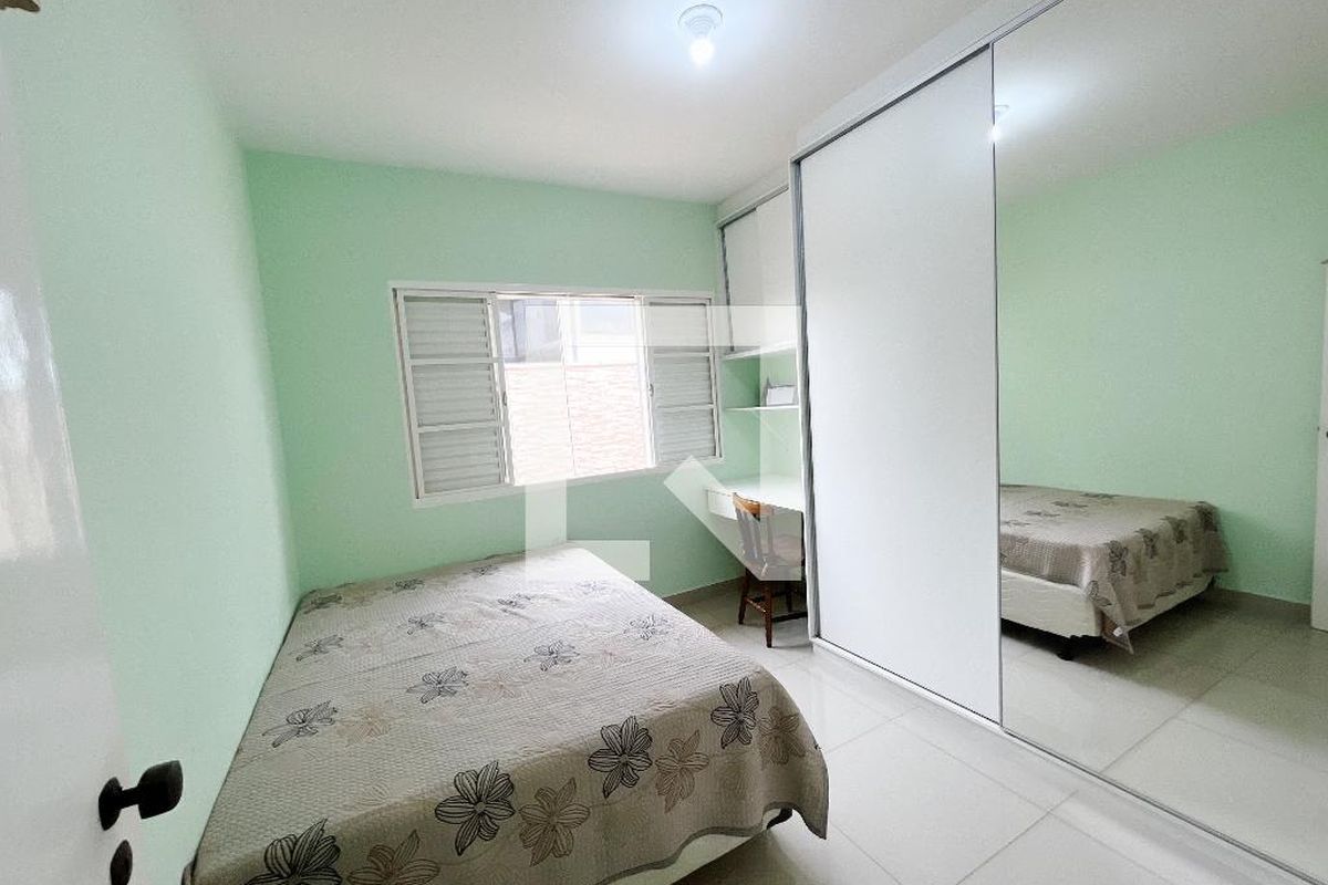 Casa à Venda - Jardim Chapadão, 4 Quartos,  193 m2 em , Campinas - sp | SoloBR