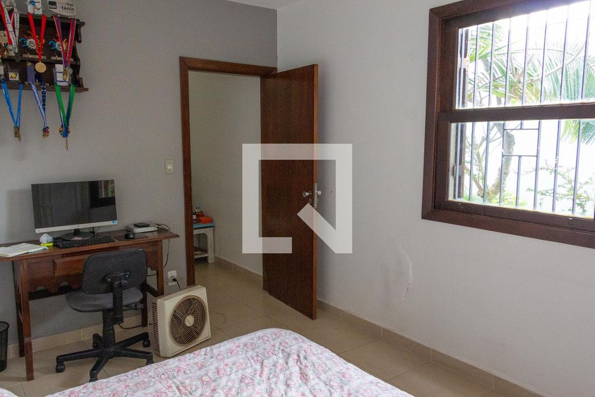 Casa, 4 quartos, 299 m² - Foto 35