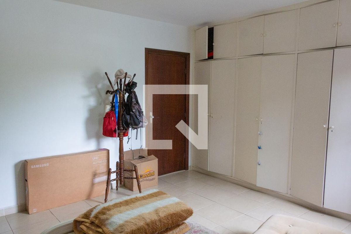 Casa, 4 quartos, 299 m² - Foto 45