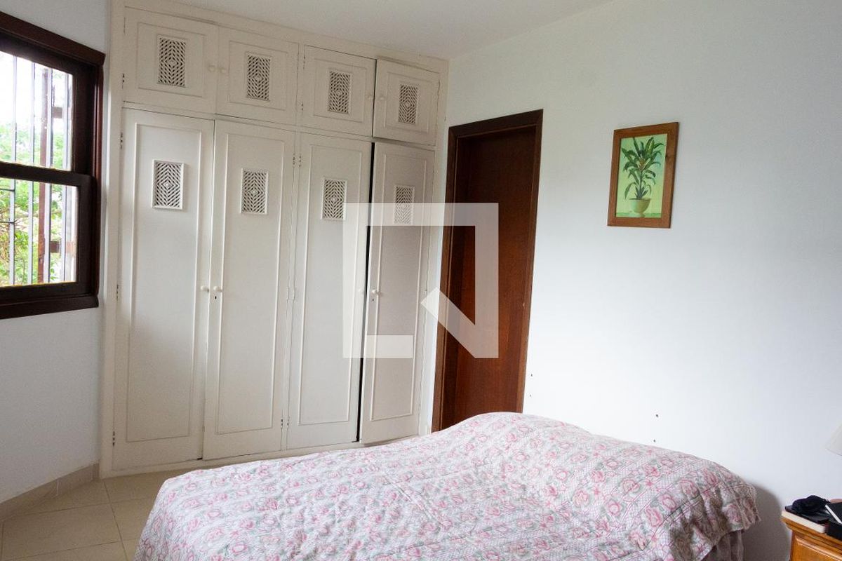 Casa, 4 quartos, 299 m² - Foto 31