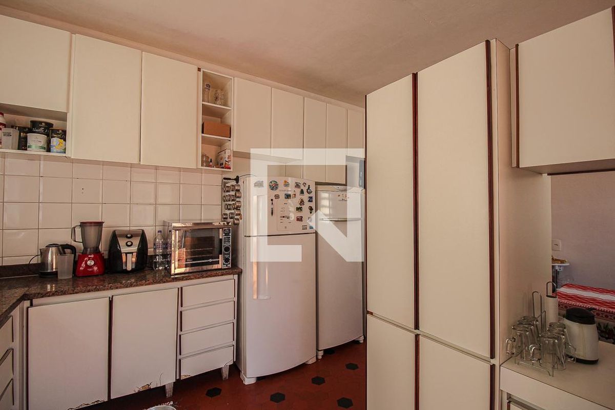 Casa, 5 quartos, 300 m² - Foto 51