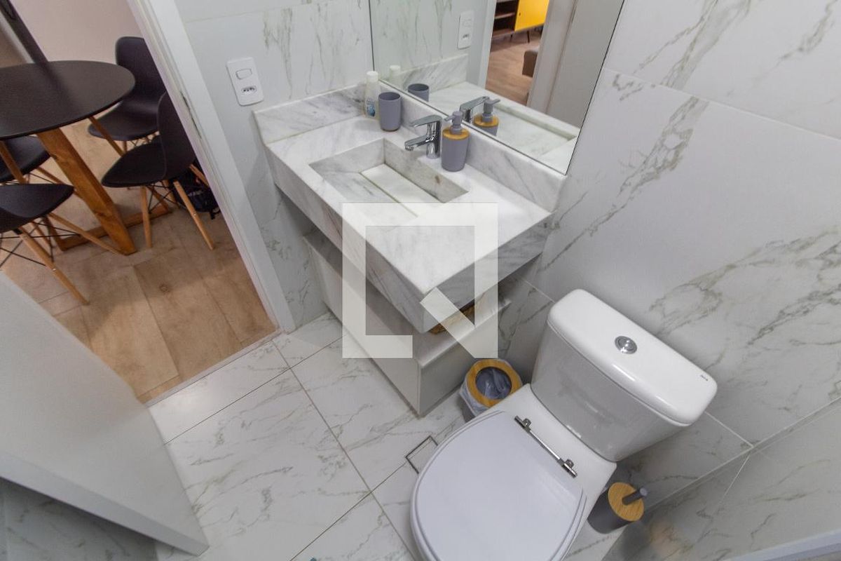 Apartamento à Venda - Centro, 1 Quarto,  40 m2 em , Campinas - sp | SoloBR