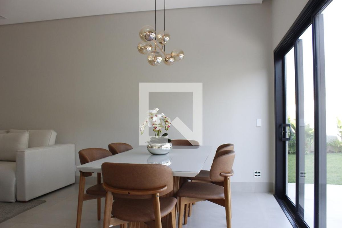 Casa à Venda - Vila Brandina, 3 Quartos,  170 m2 em , Campinas - sp | SoloBR