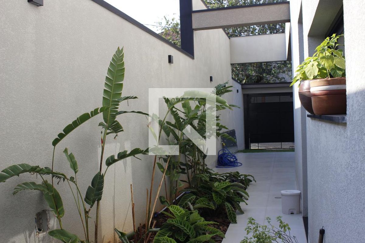Casa à Venda - Vila Brandina, 3 Quartos,  170 m2 em , Campinas - sp | SoloBR